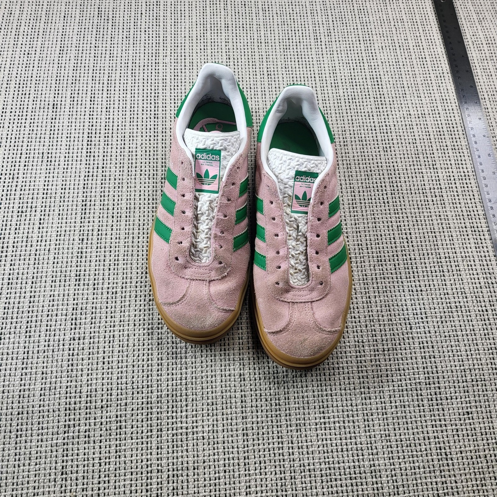 Adidas Gazelle Shoes Womens Size 8.5 Pink Green Suede Gum Sole Ie0420 Sneakers